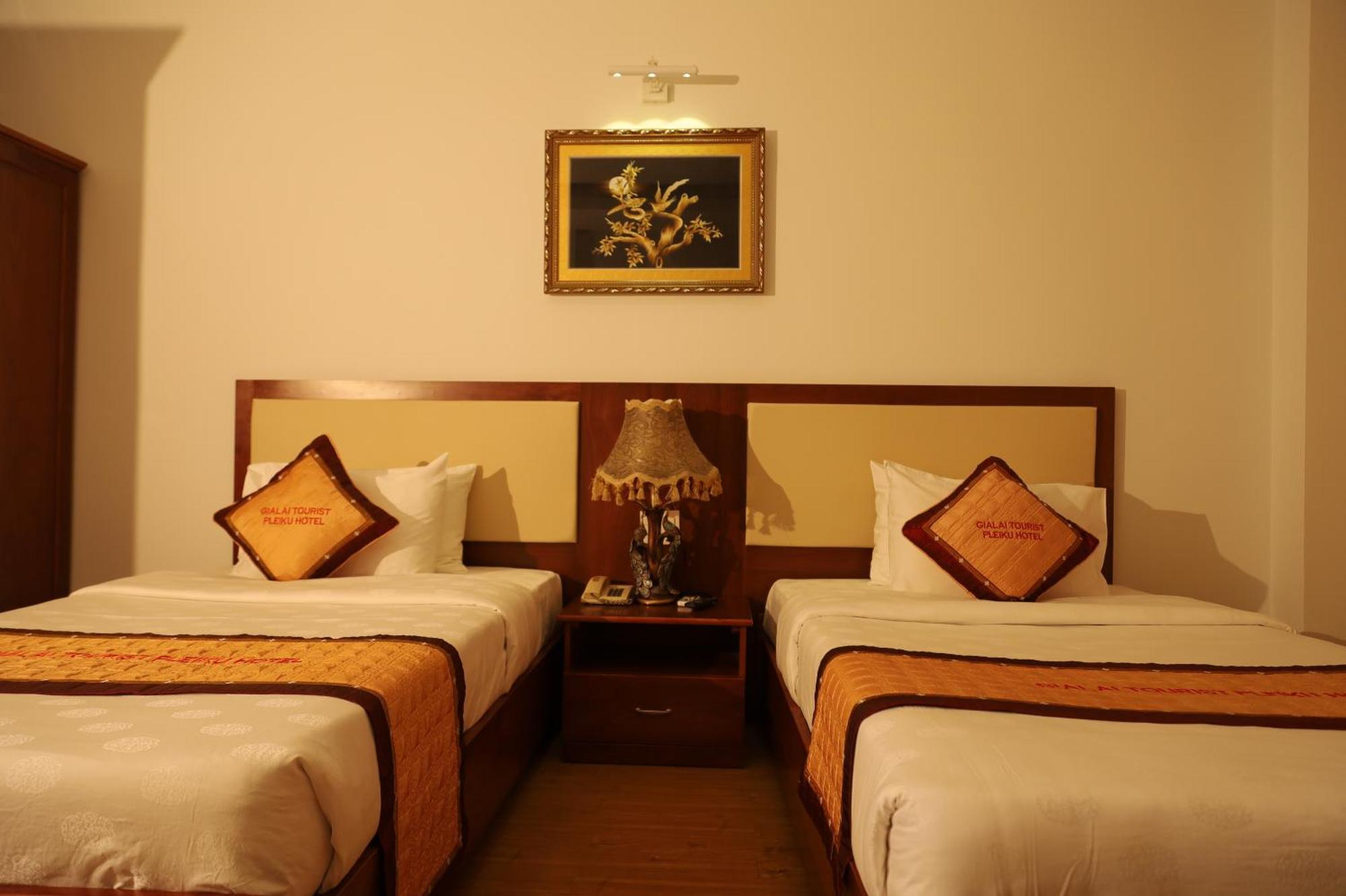 Pleiku Hotel By Gia Lai Tourist Exterior photo